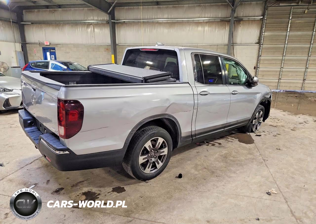 2017 Honda Ridgeline Rtl VIN:5FPYK3F54HB006390 - 3