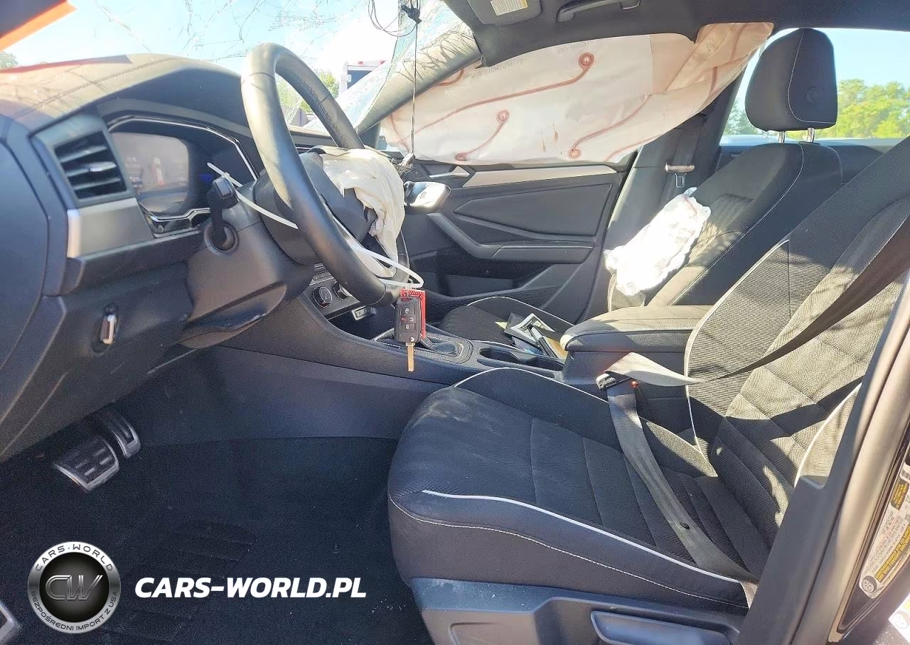 2024 Volkswagen Jetta Sport VIN:3VWBM7BUXRM046089 - 7