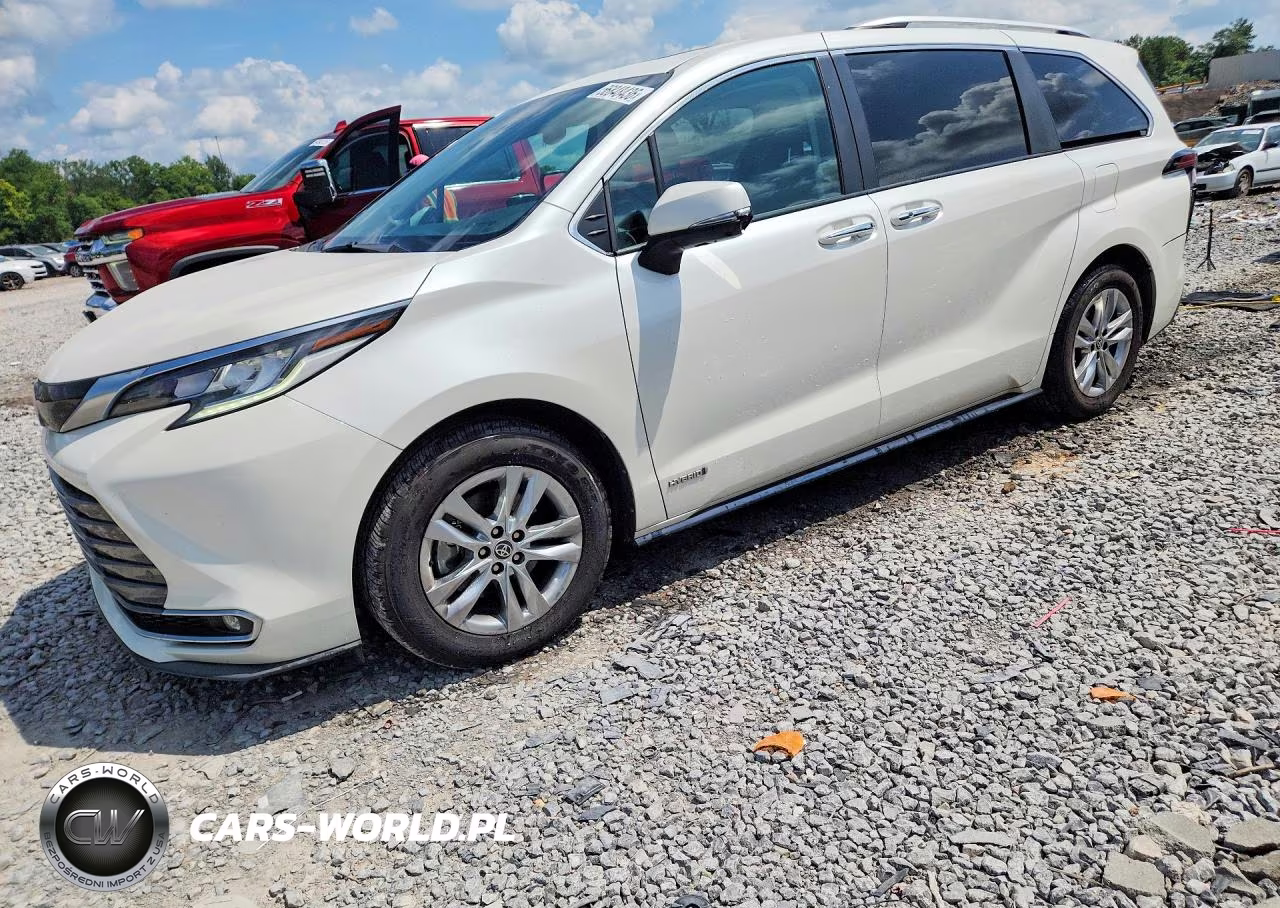 2021 Toyota Sienna Limited 7-Passenger