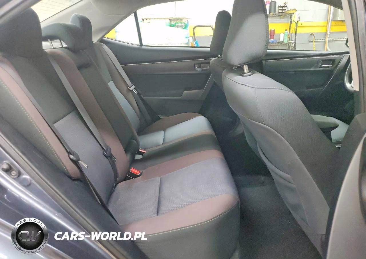 2018 Toyota Corolla Le VIN:2T1BURHE2JC071578 - 10