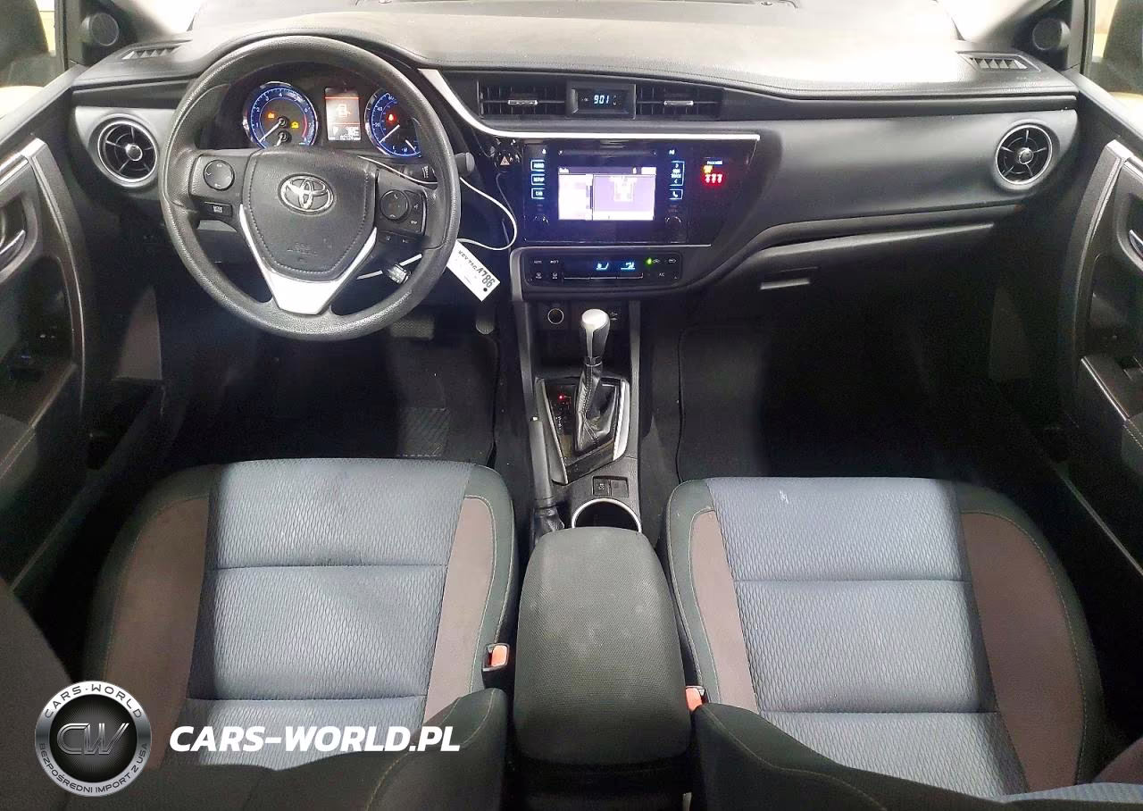 2018 Toyota Corolla Le VIN:2T1BURHE2JC071578 - 8