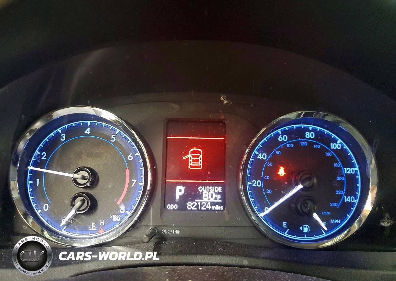 2018 Toyota Corolla Le VIN:2T1BURHE2JC071578 - 9