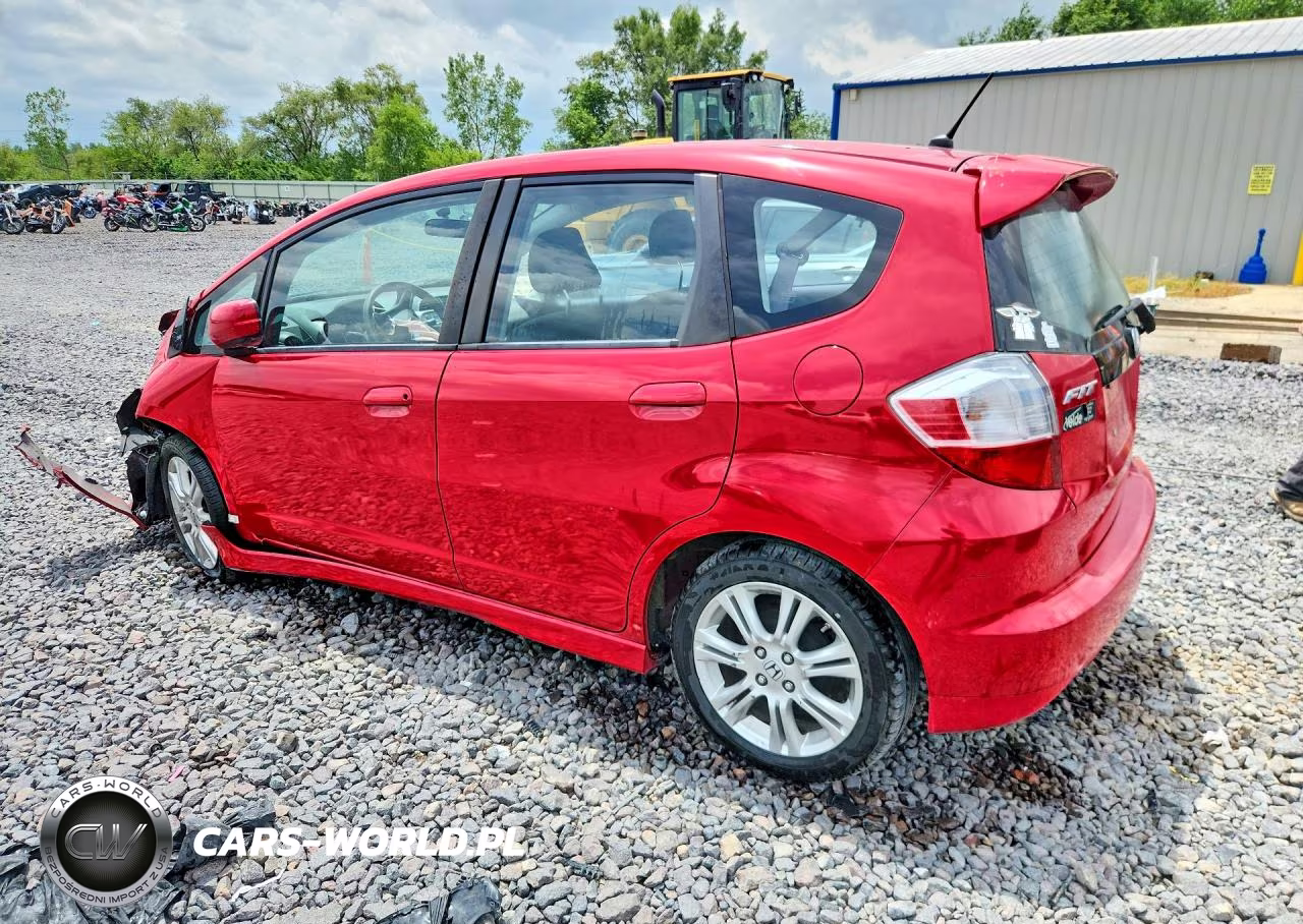 2011 Honda Fit Sport VIN:JHMGE8H54BS002046 - 2