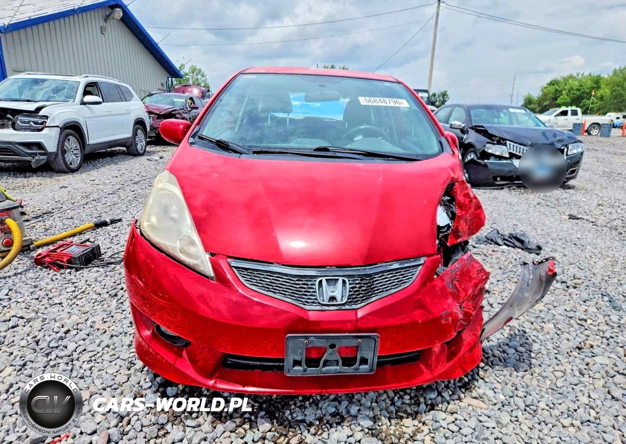 2011 Honda Fit Sport VIN:JHMGE8H54BS002046 - 5