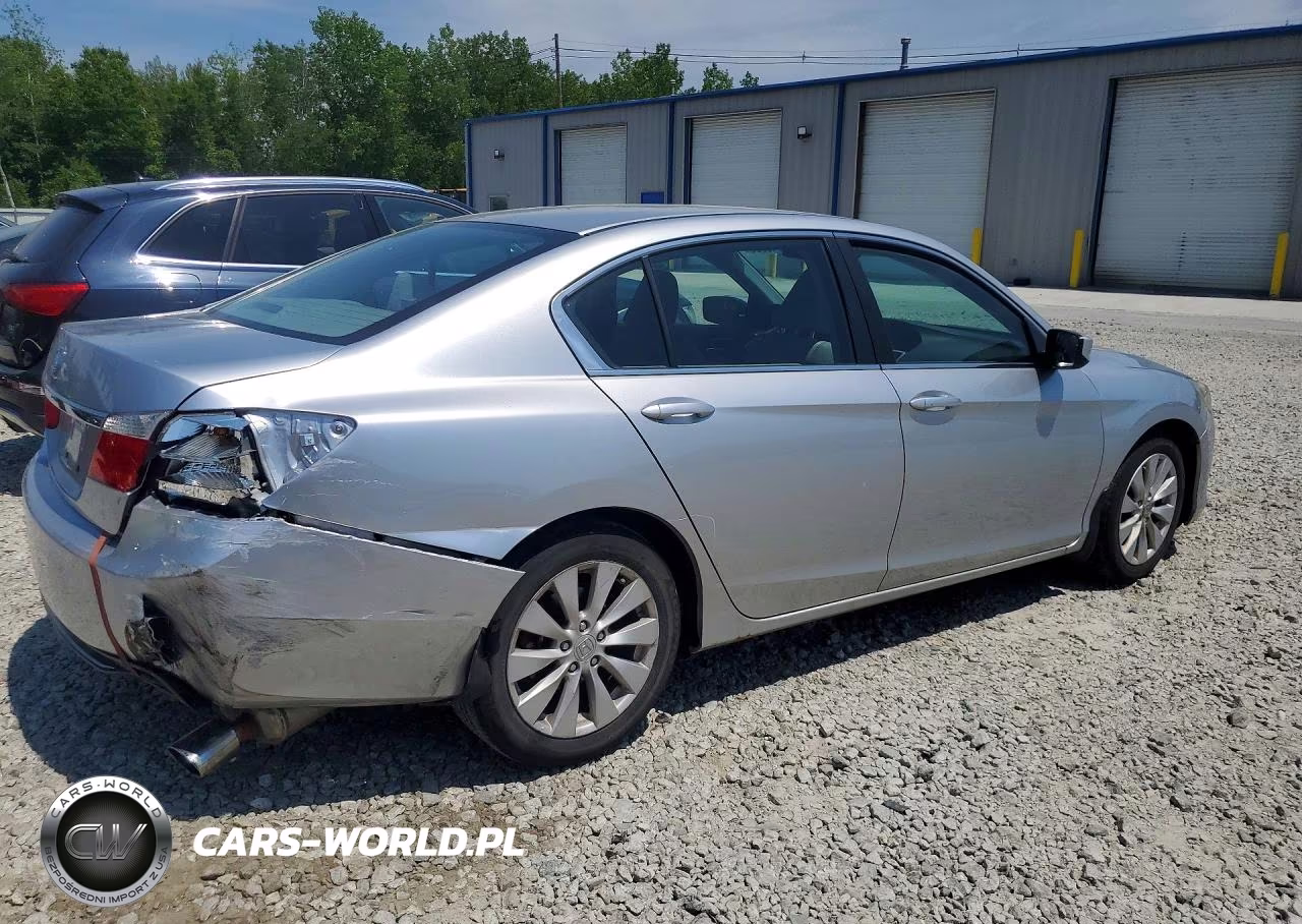 2013 Honda Accord Lx VIN:1HGCR2F3XDA807739 - 3