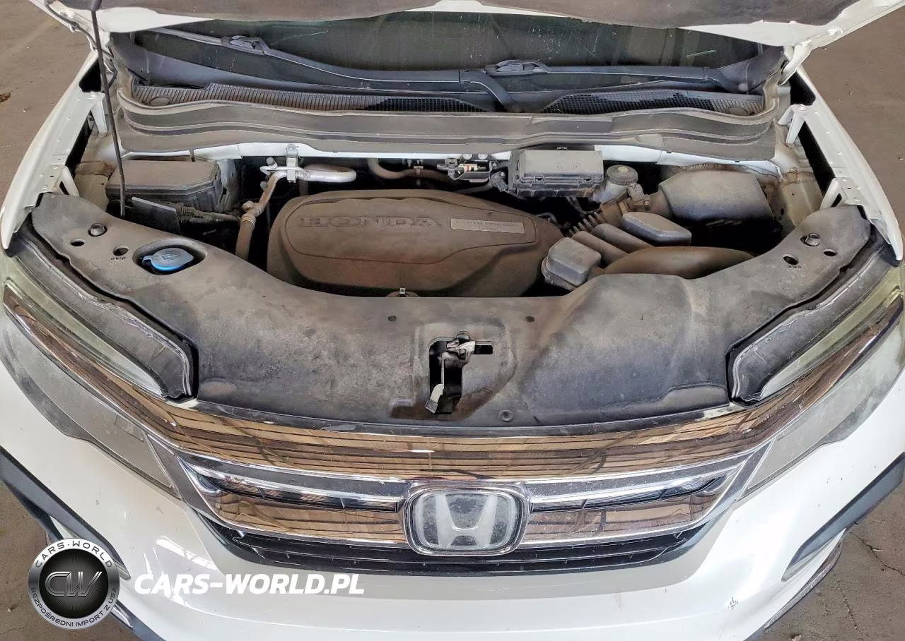 2019 Honda Pilot Touring VIN:5FNYF5H64KB001986 - 12