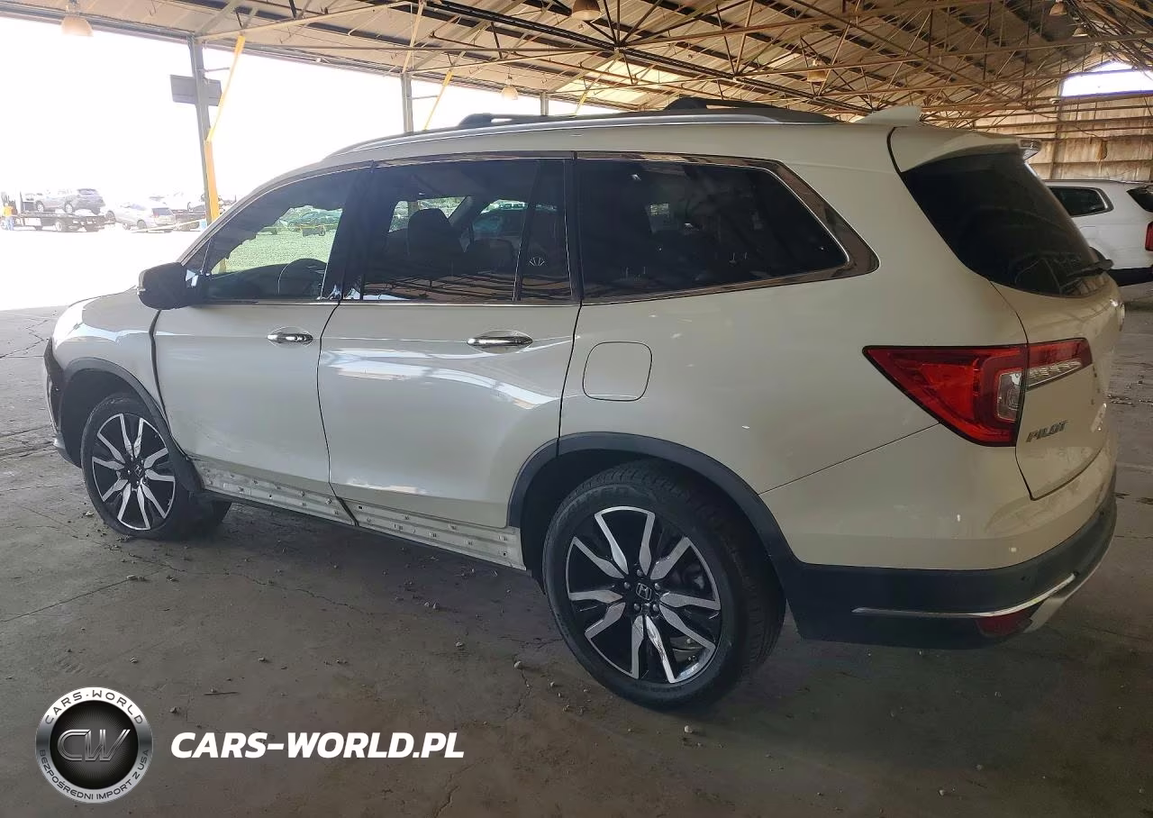 2019 Honda Pilot Touring VIN:5FNYF5H64KB001986 - 2