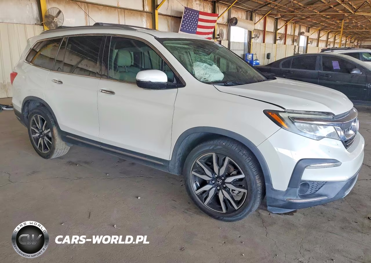 2019 Honda Pilot Touring VIN:5FNYF5H64KB001986 - 4