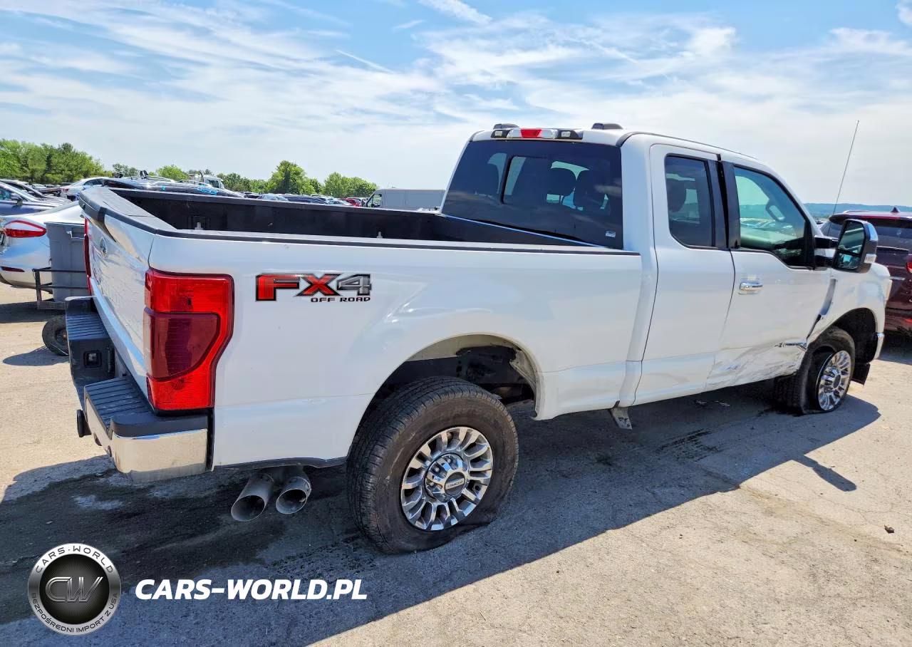 2020 Ford F350 Super Duty VIN:1FT8X3BT4LEC15539 - 3