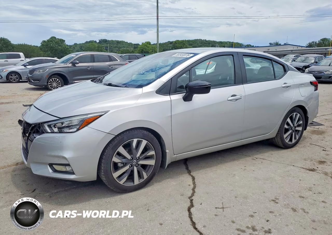 2020 Nissan Versa Sr – zdjęcie 1 z 12