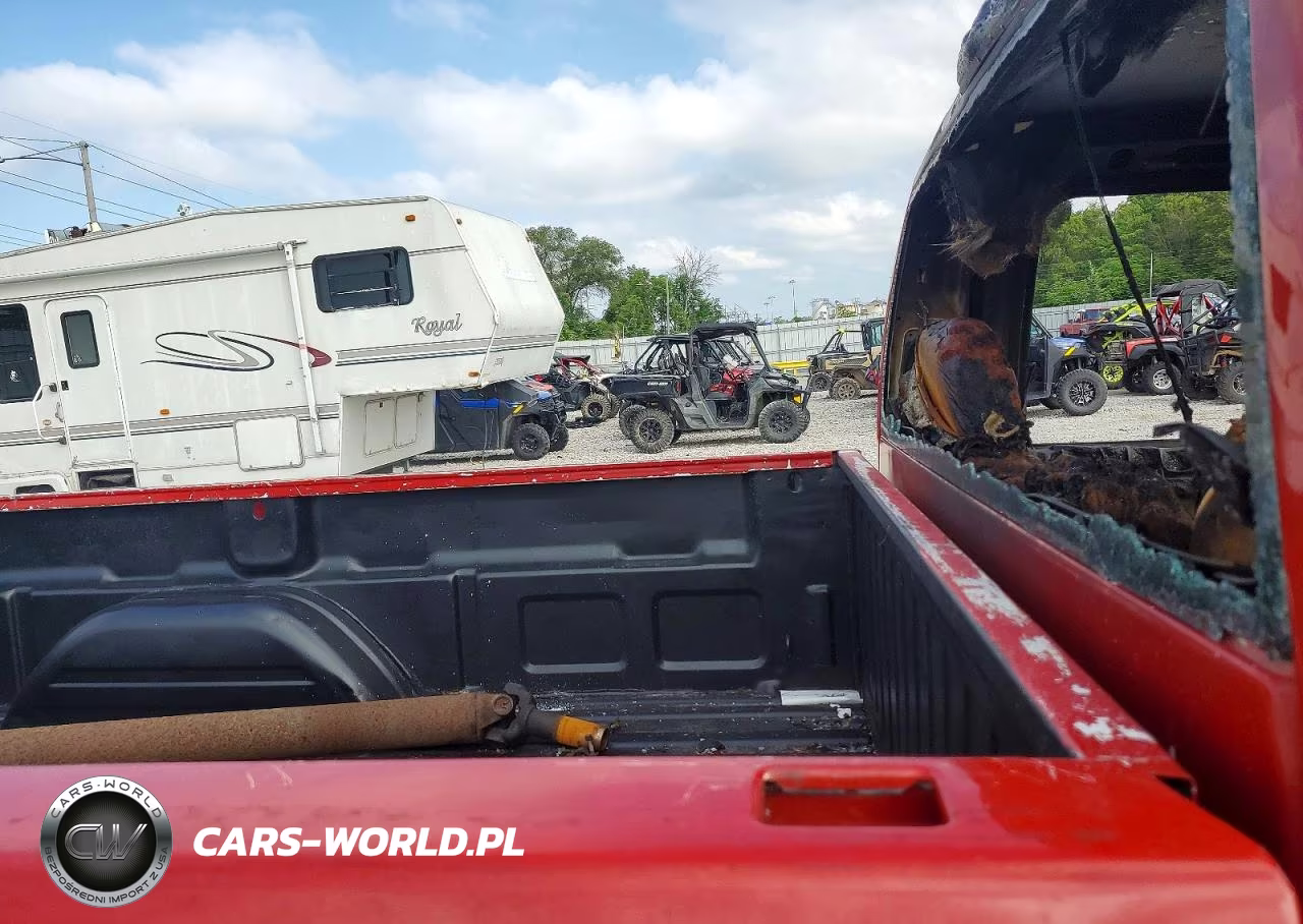 2004 GMC Sierra K2500 Heavy Duty VIN:1GTHK24UX4E399613 - 10
