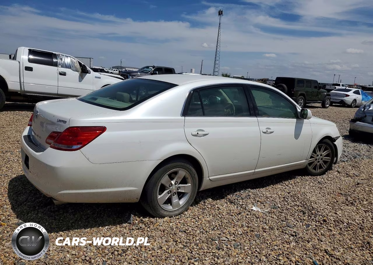 2007 Toyota Avolon VIN:4T1BK36B17U215821 - 3