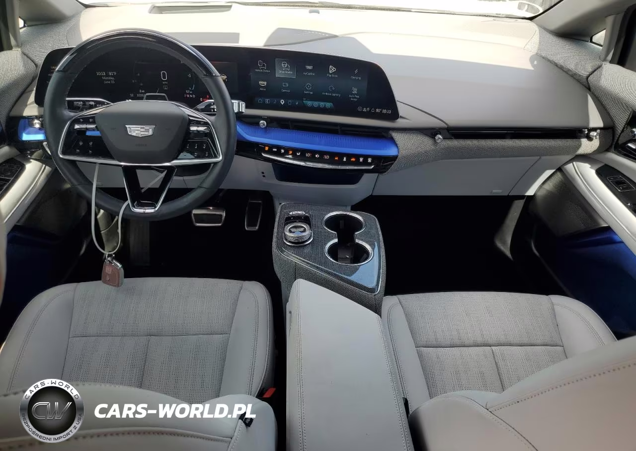 2025 Cadillac Optiq Sport VIN:3GYK3GMR4SS158591 - 8