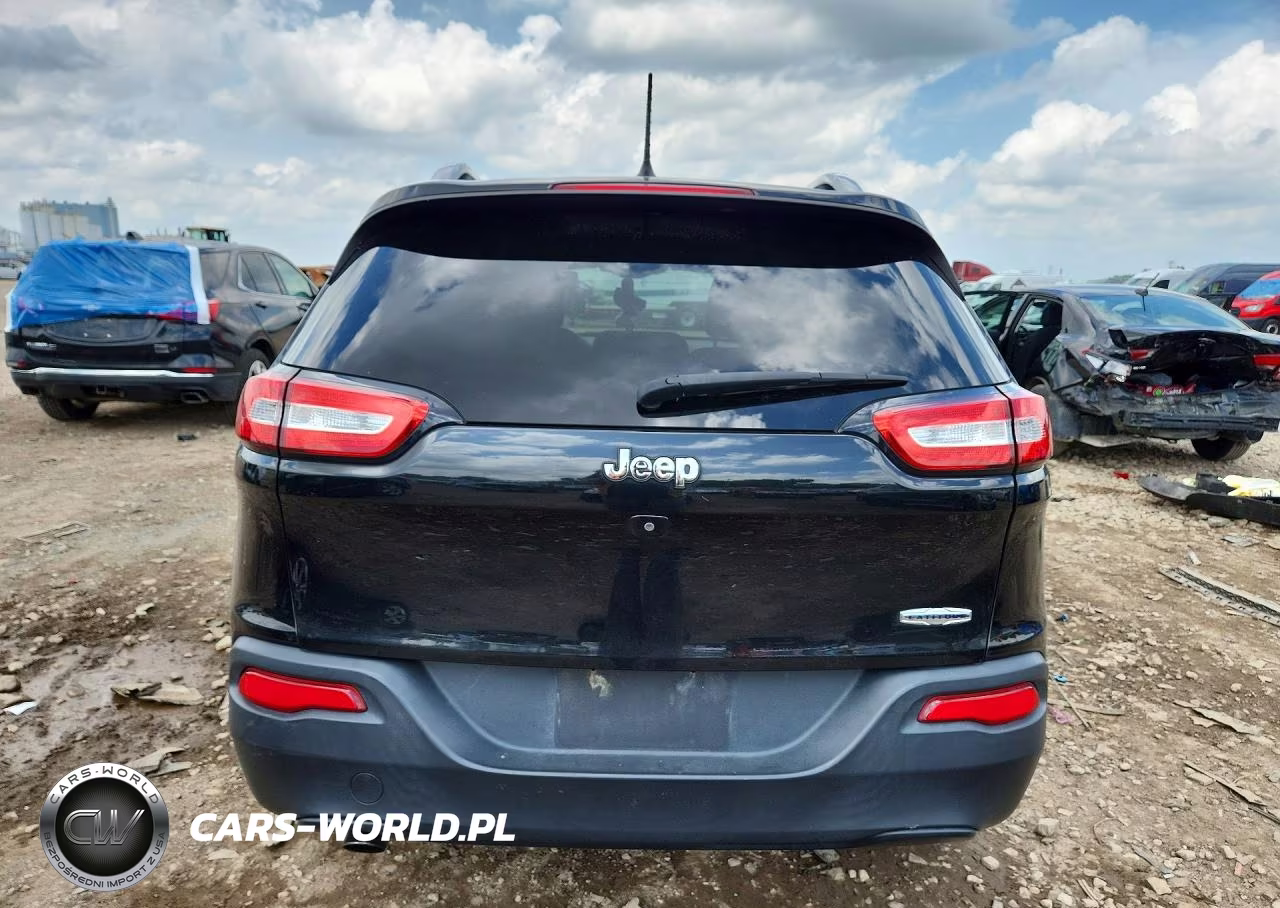 2015 Jeep Cherokee Latitude VIN:1C4PJLCB7FW721433 - 6