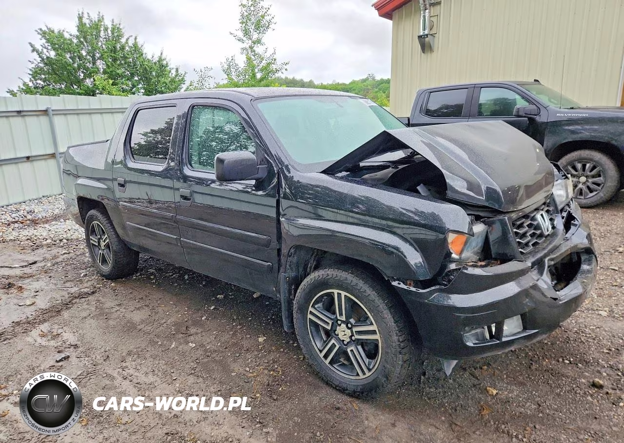 2014 Honda Ridgeline Sport VIN:5FPYK1F71EB008518 - 4
