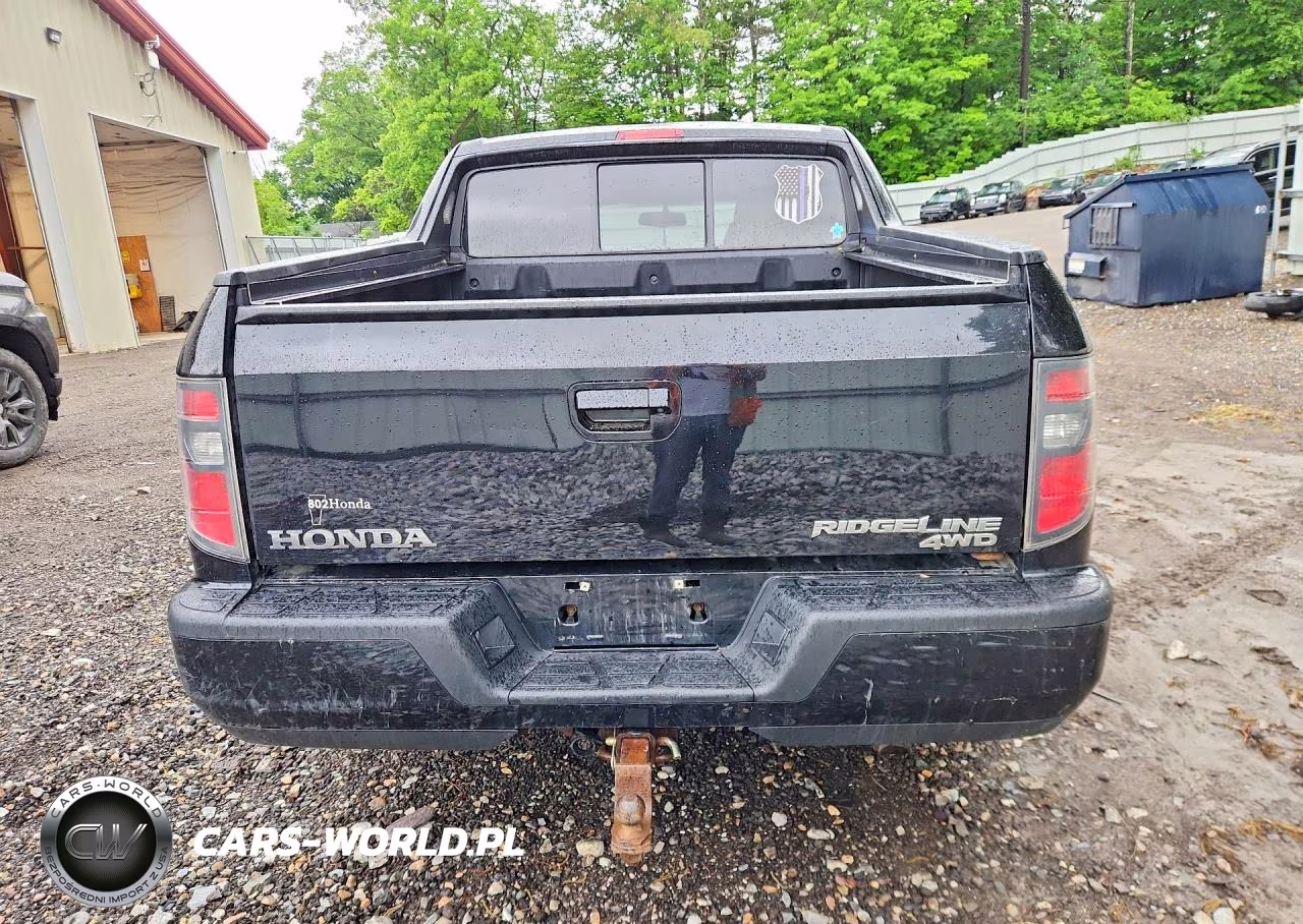 2014 Honda Ridgeline Sport VIN:5FPYK1F71EB008518 - 6