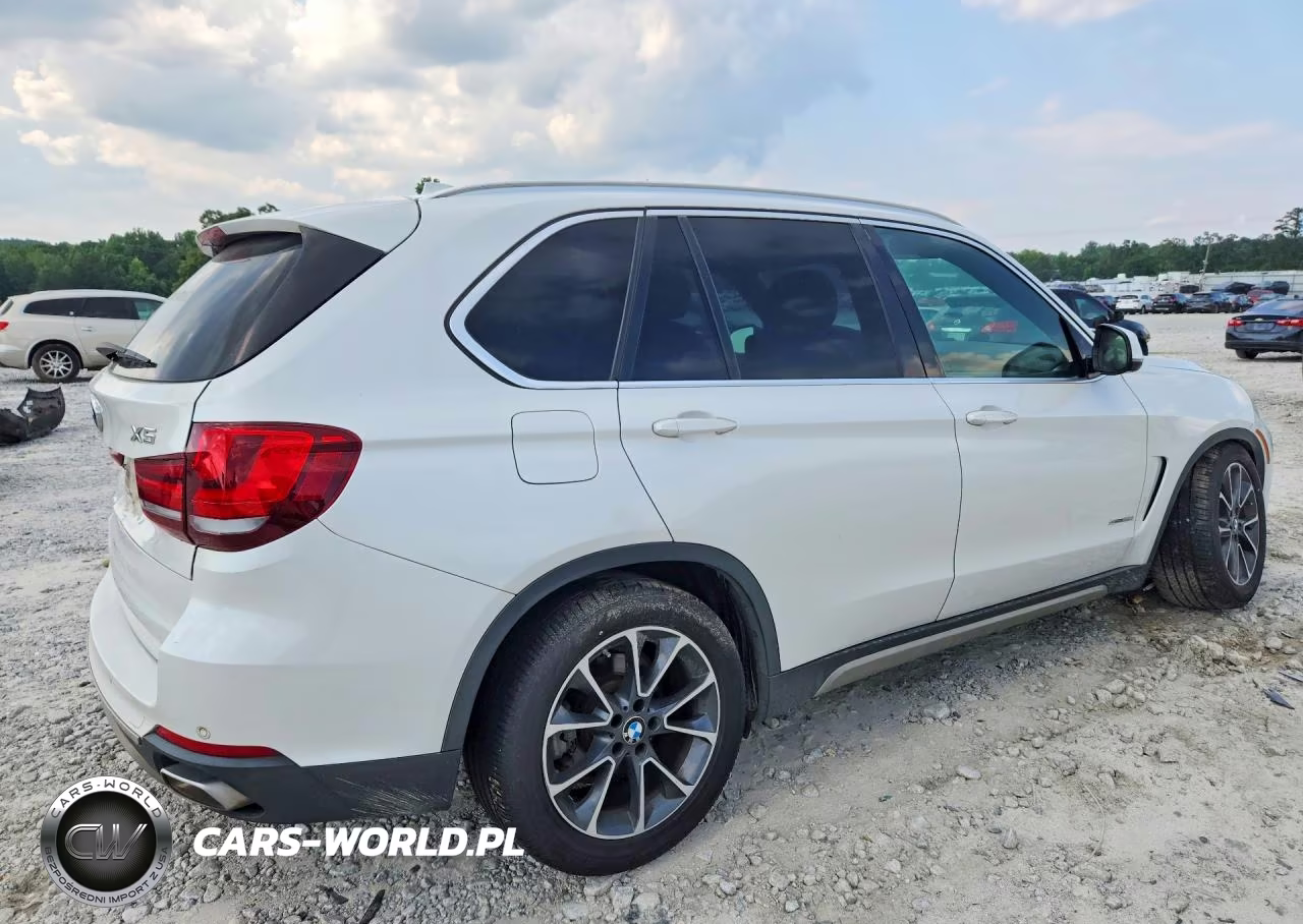 2018 BMW X5 Sdrive35I VIN:5UXKR2C57J0Z16790 - 3