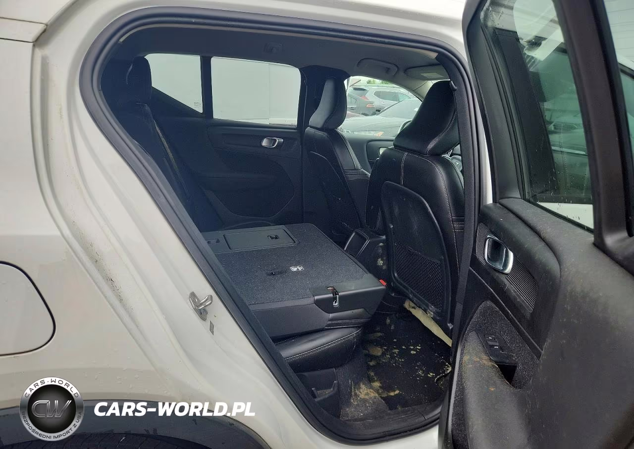 2020 Volvo Xc40 T4 Momentum VIN:YV4AC2HK5L2209415 - 10