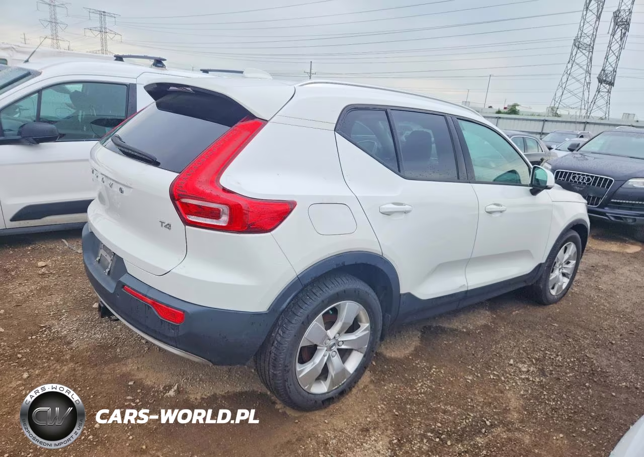 2020 Volvo Xc40 T4 Momentum VIN:YV4AC2HK5L2209415 - 3