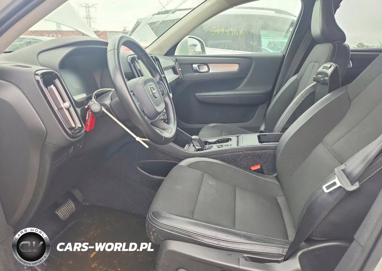 2020 Volvo Xc40 T4 Momentum VIN:YV4AC2HK5L2209415 - 7