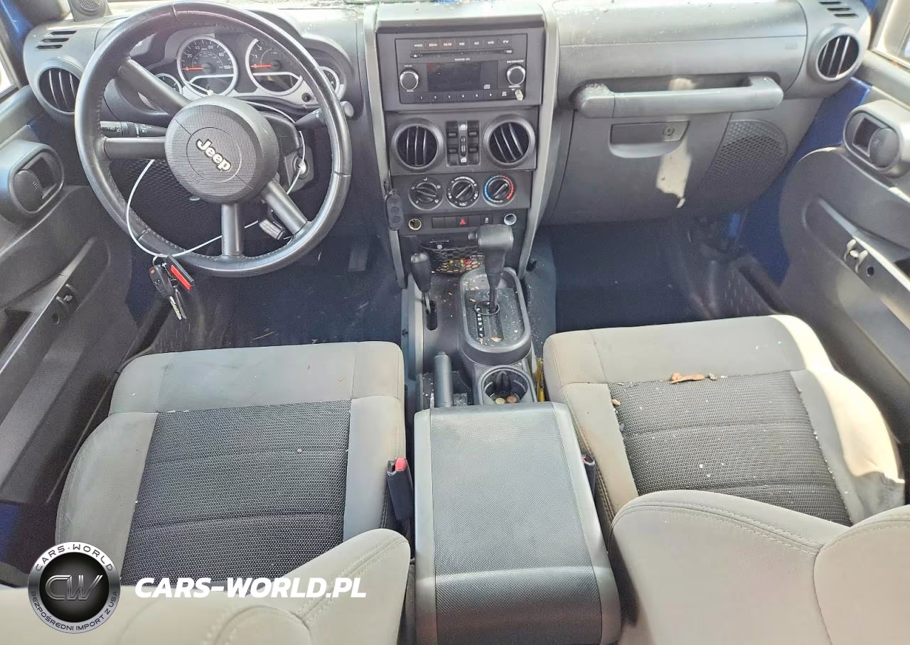 2010 Jeep Wrangler Unlimited Sport VIN:1J4BA3H1XAL184944 - 8