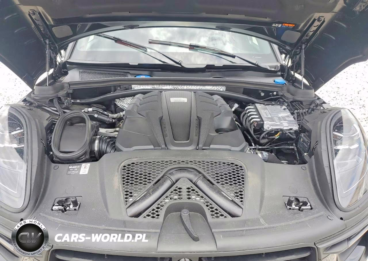 2025 Porsche Macan S VIN:WP1AG2A56SLB40186 - 12