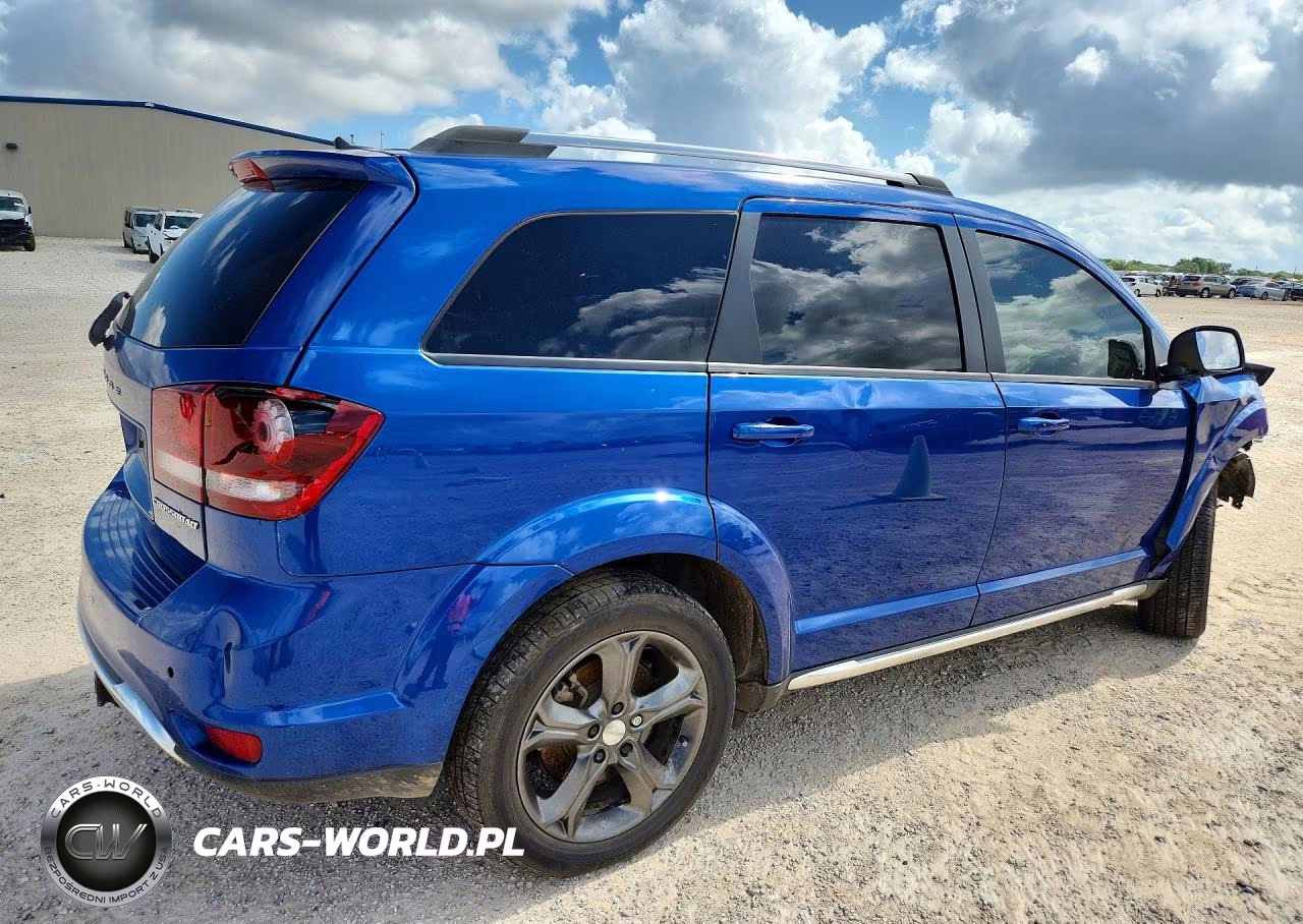 2015 Dodge Journey Crossroad VIN:3C4PDCGG2FT605396 - 3