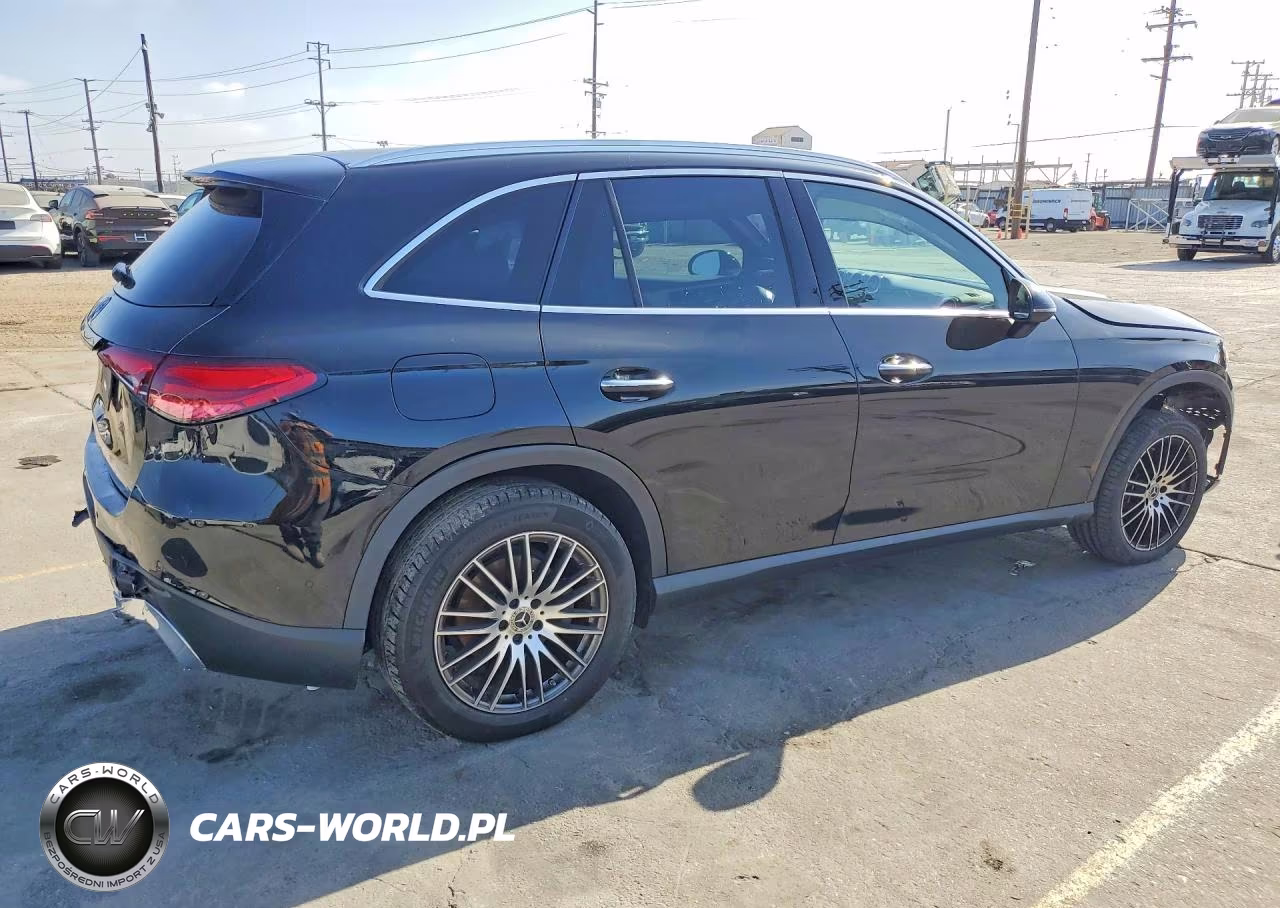 2024 Mercedes-Benz Glc 300 VIN:W1NKM4GB5RF184382 - 3