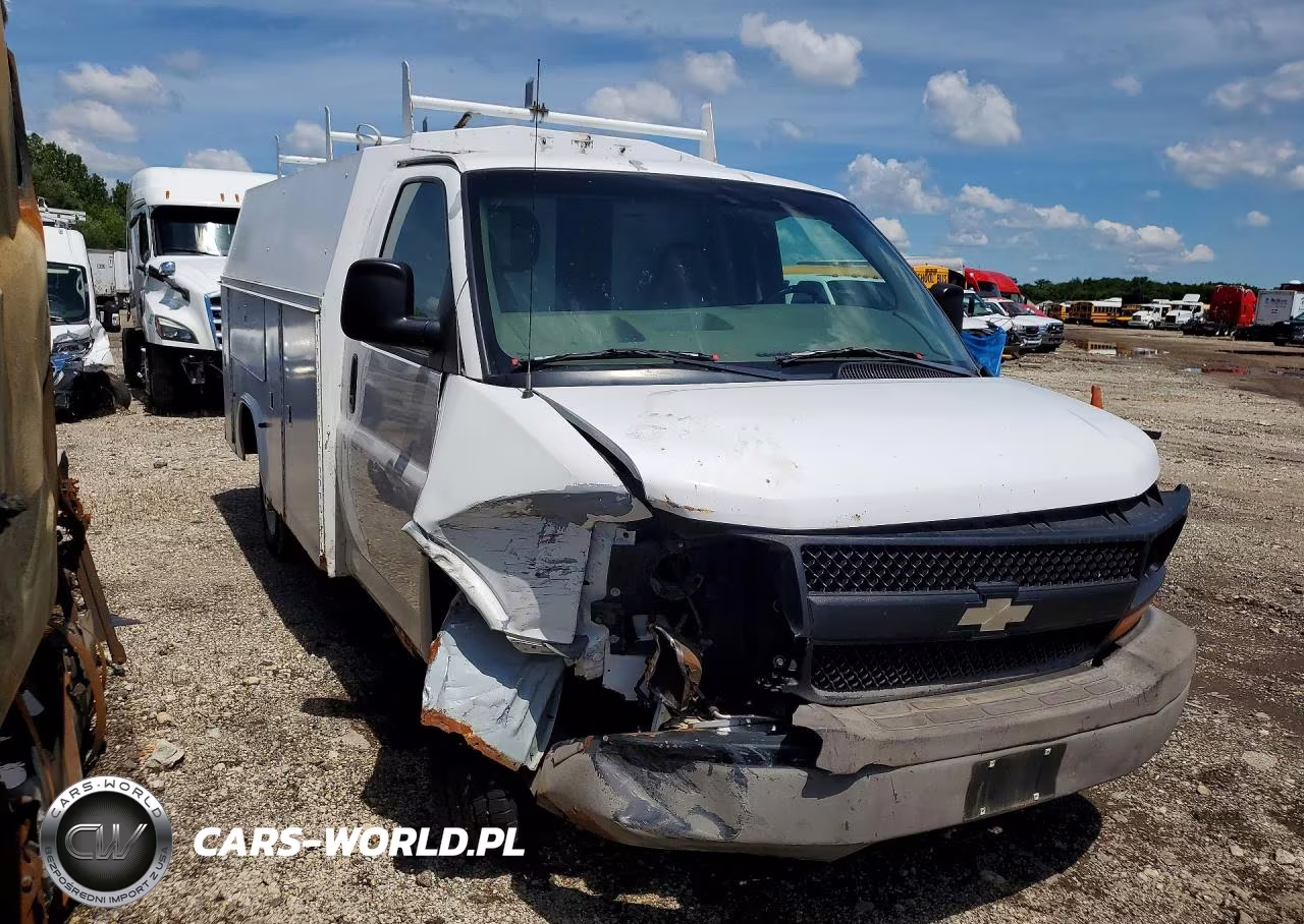 2003 Chevrolet Express G3500 VIN:1GBHG31U331231043 - 4