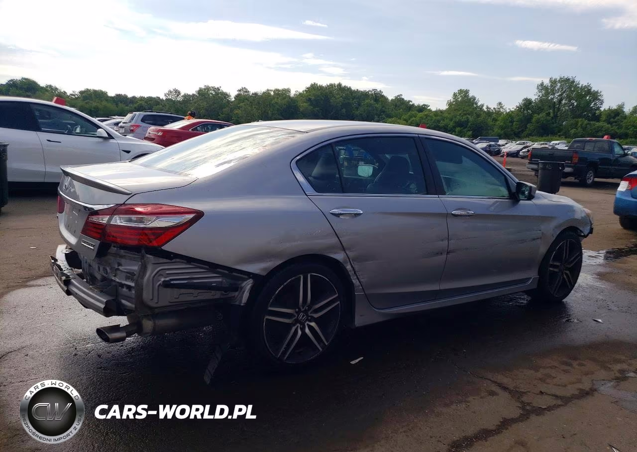 2017 Honda Accord Sport Special Edition VIN:1HGCR2F1XHA150476 - 3