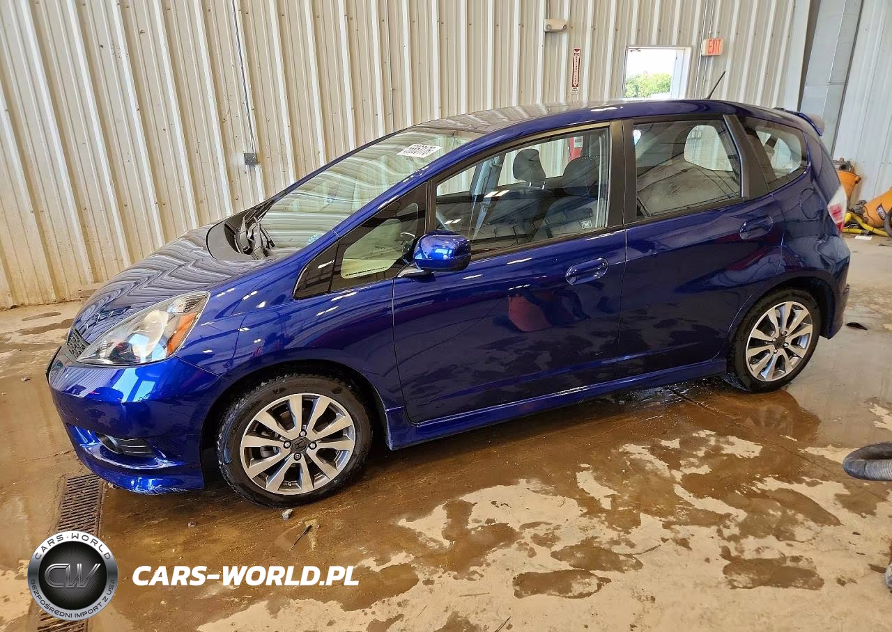 2013 Honda Fit Sport
