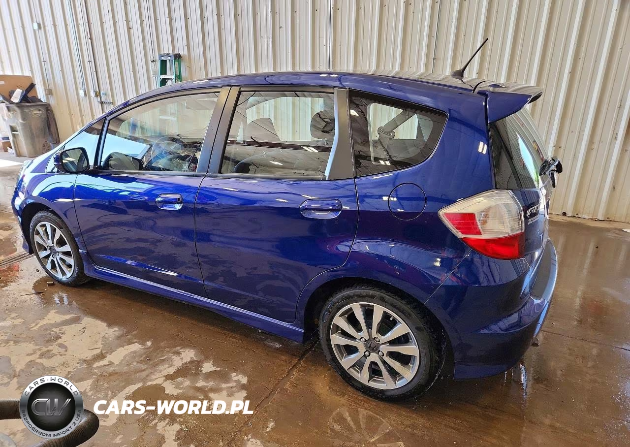 2013 Honda Fit Sport VIN:JHMGE8H6XDC051371 - 2