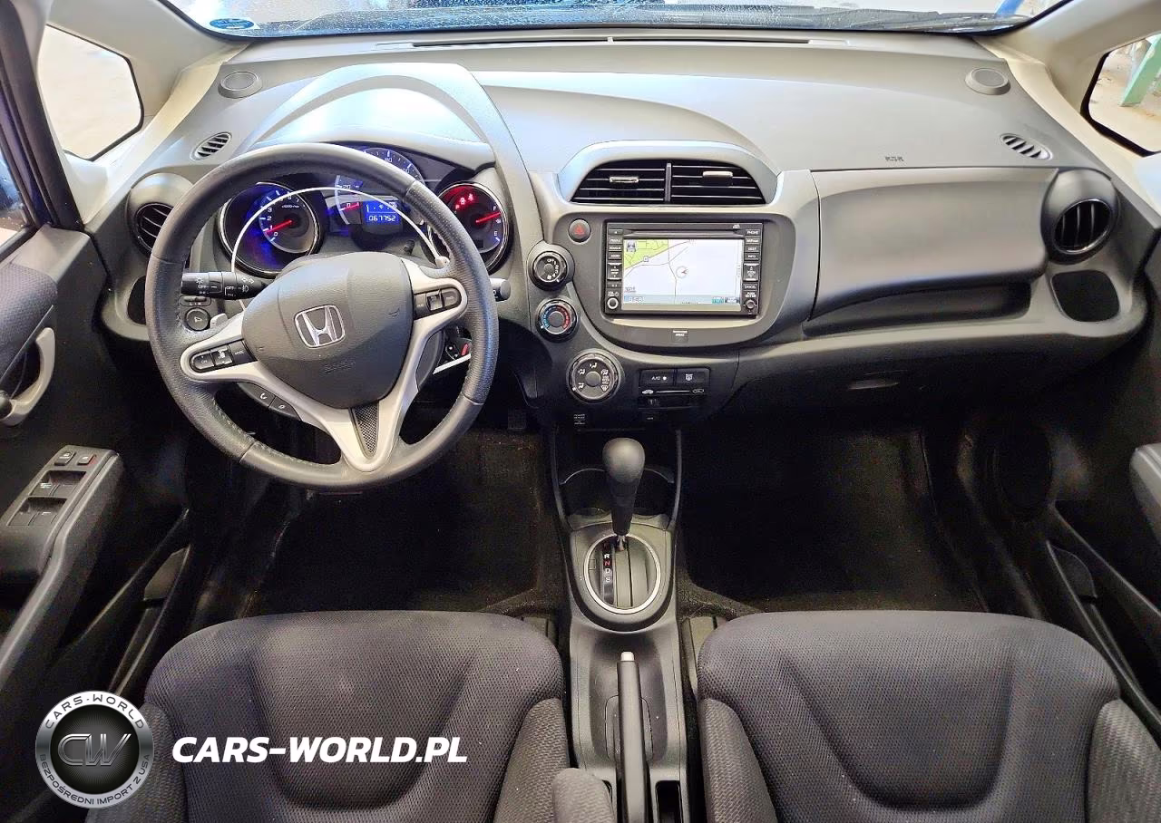 2013 Honda Fit Sport VIN:JHMGE8H6XDC051371 - 8