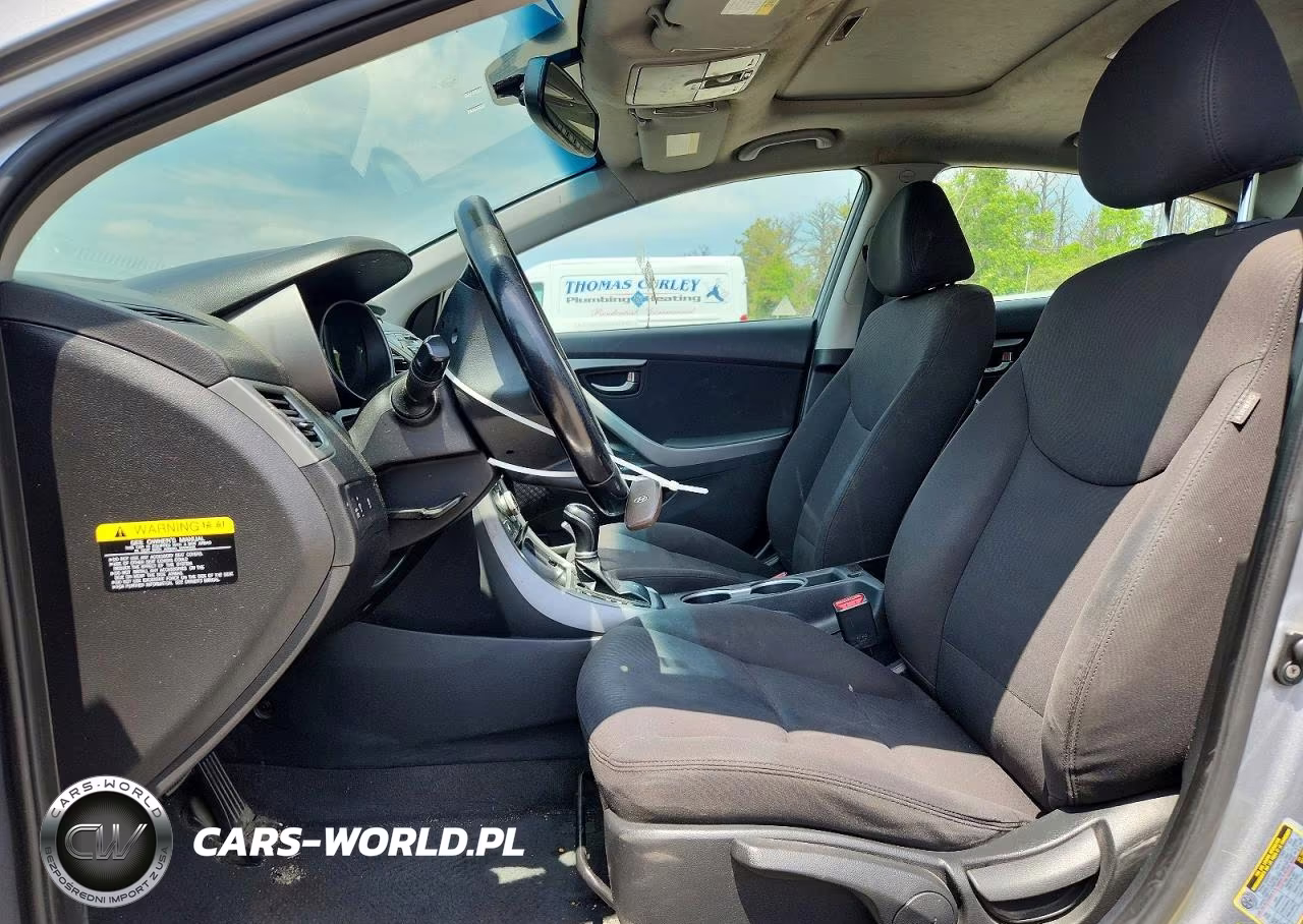 2016 Hyundai Elantra Value Edition VIN:KMHDH4AE5GU504960 - 12