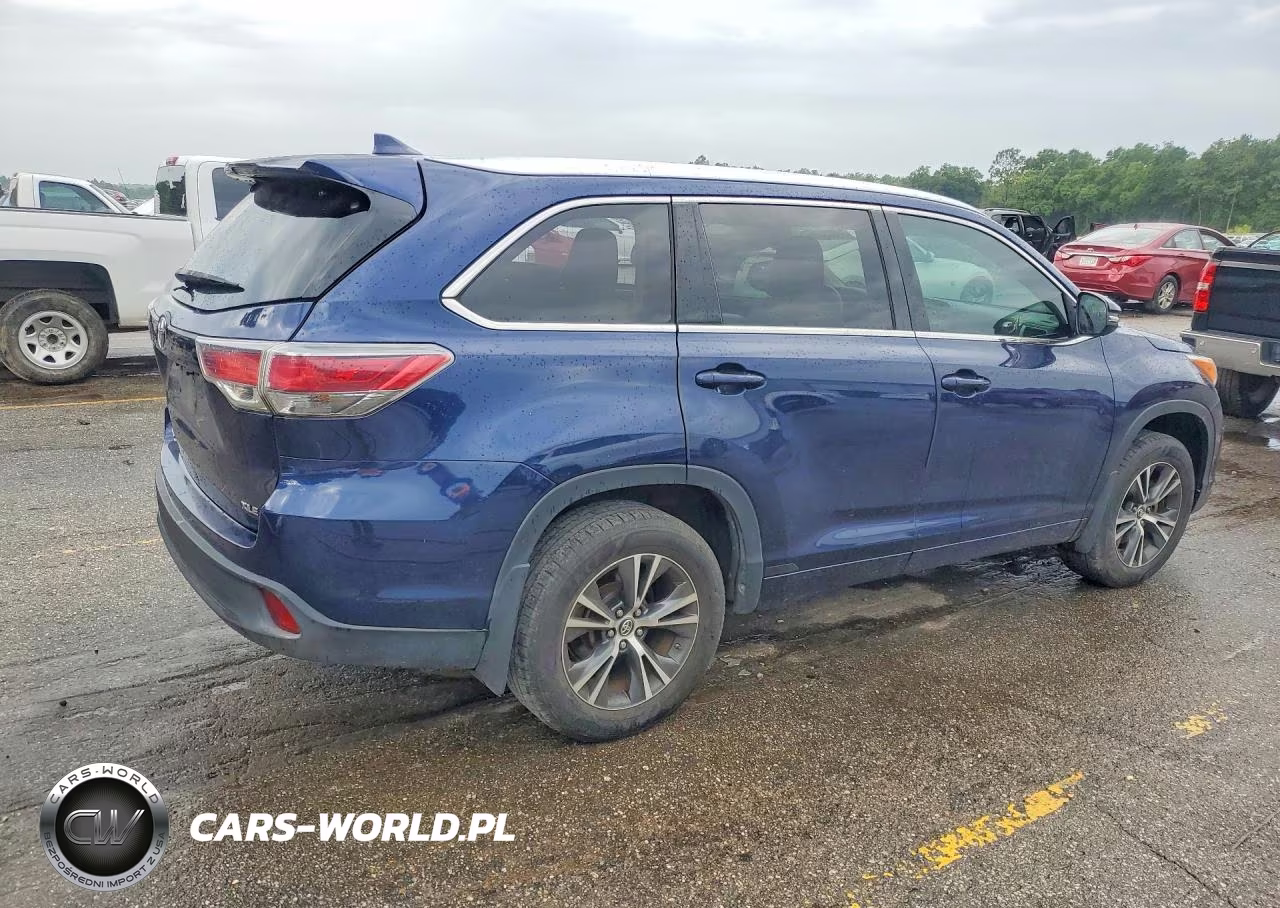 2016 Toyota Highlander Xle VIN:5TDKKRFHXGS174928 - 3