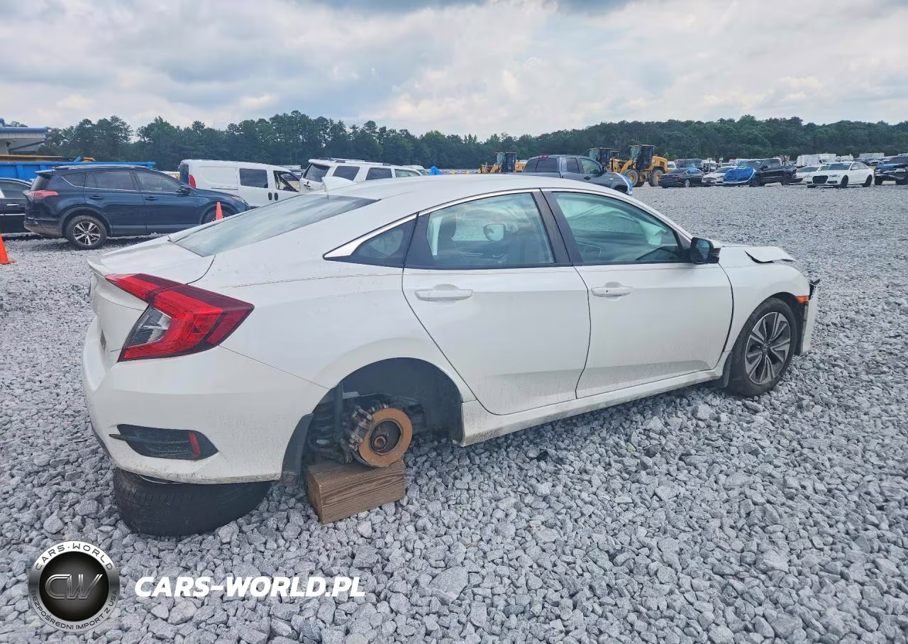 2017 Honda Civic Ex VIN:19XFC1F3XHE010658 - 3