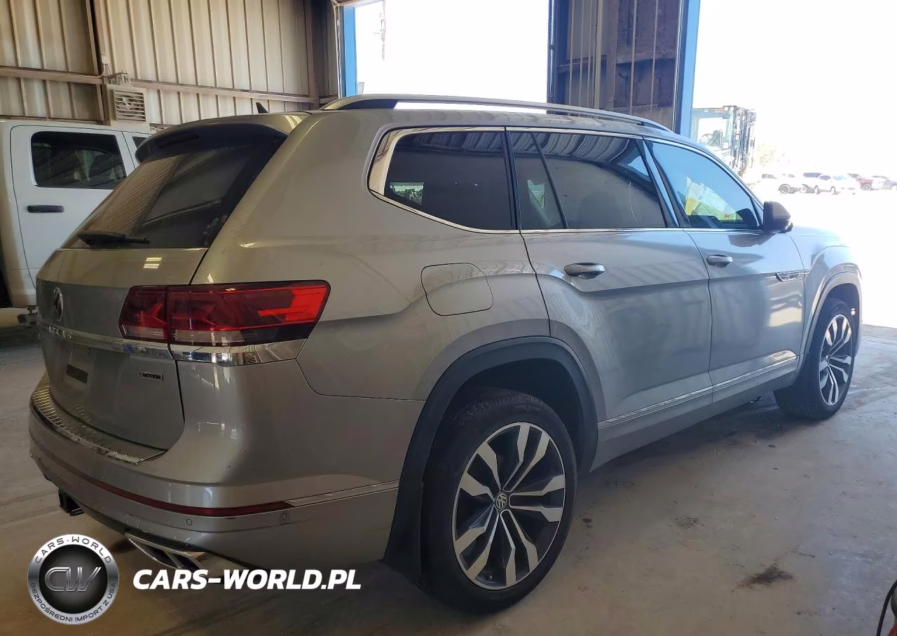 2022 Volkswagen Atlas Sel Premium R-Line VIN:1V2FR2CA9NC508844 - 3