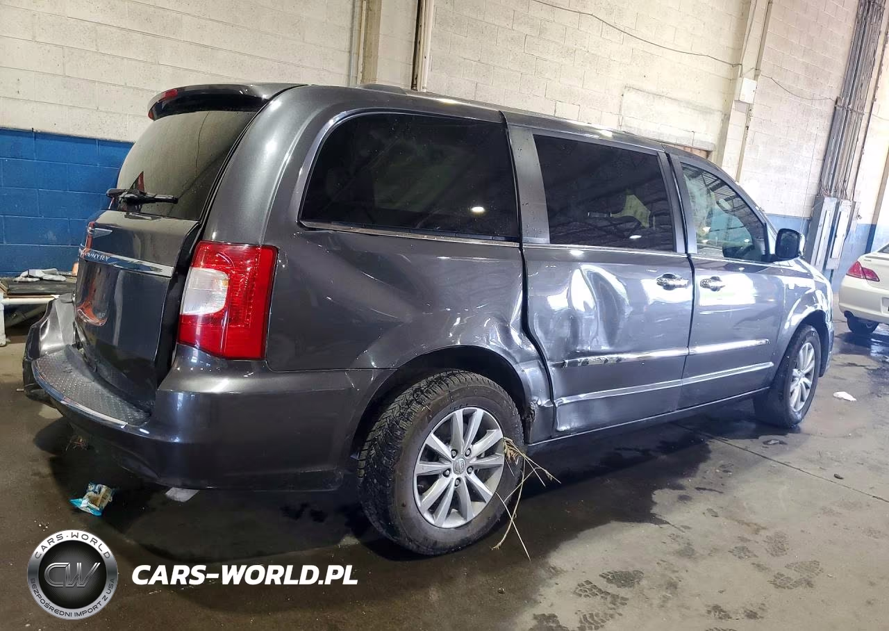 2014 Chrysler Town & Country Touring L VIN:2C4RC1CG9ER423637 - 3