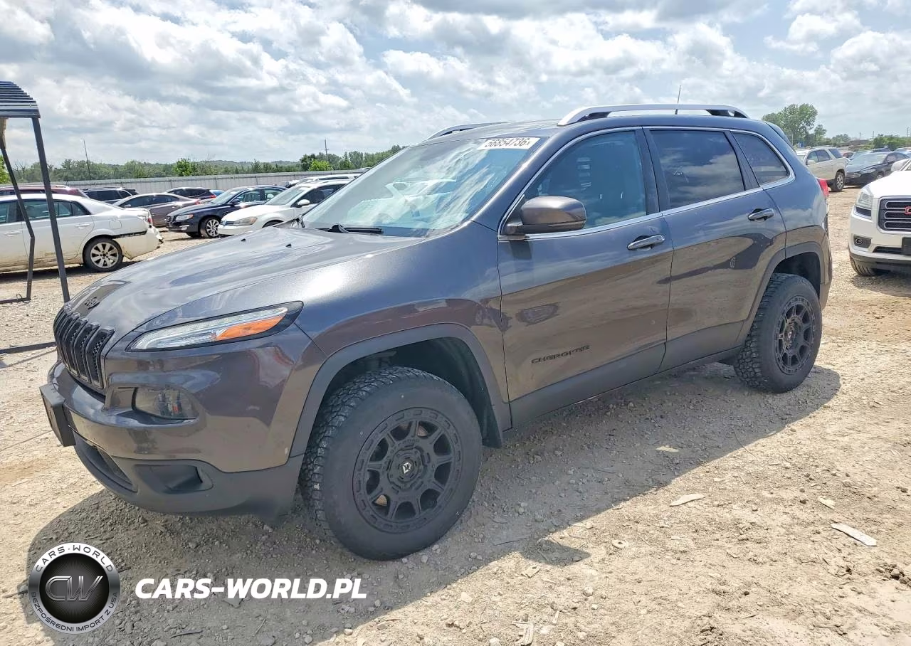 2016 Jeep Cherokee Latitude – zdjęcie 1 z 13
