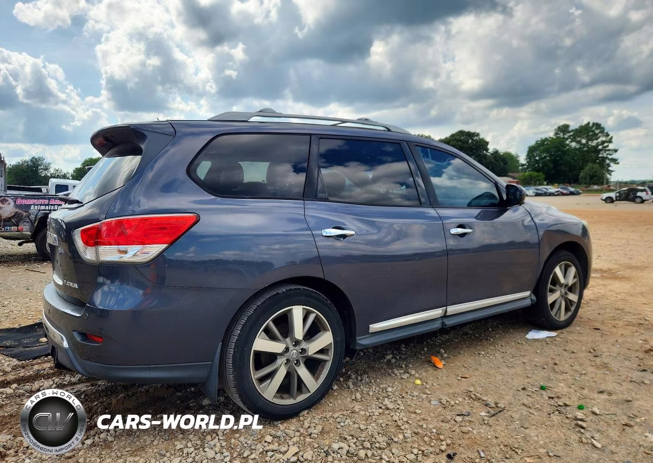 2014 Nissan Pathfinder S VIN:5N1AR2MN2EC692887 - 3