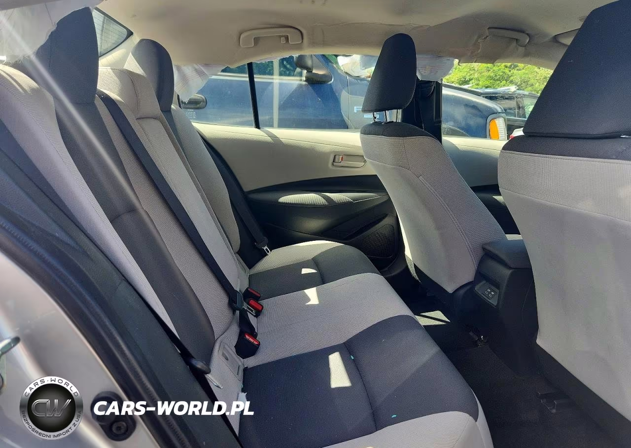2026 Toyota Corolla Le VIN:JTDB4MEE1T3033682 - 10