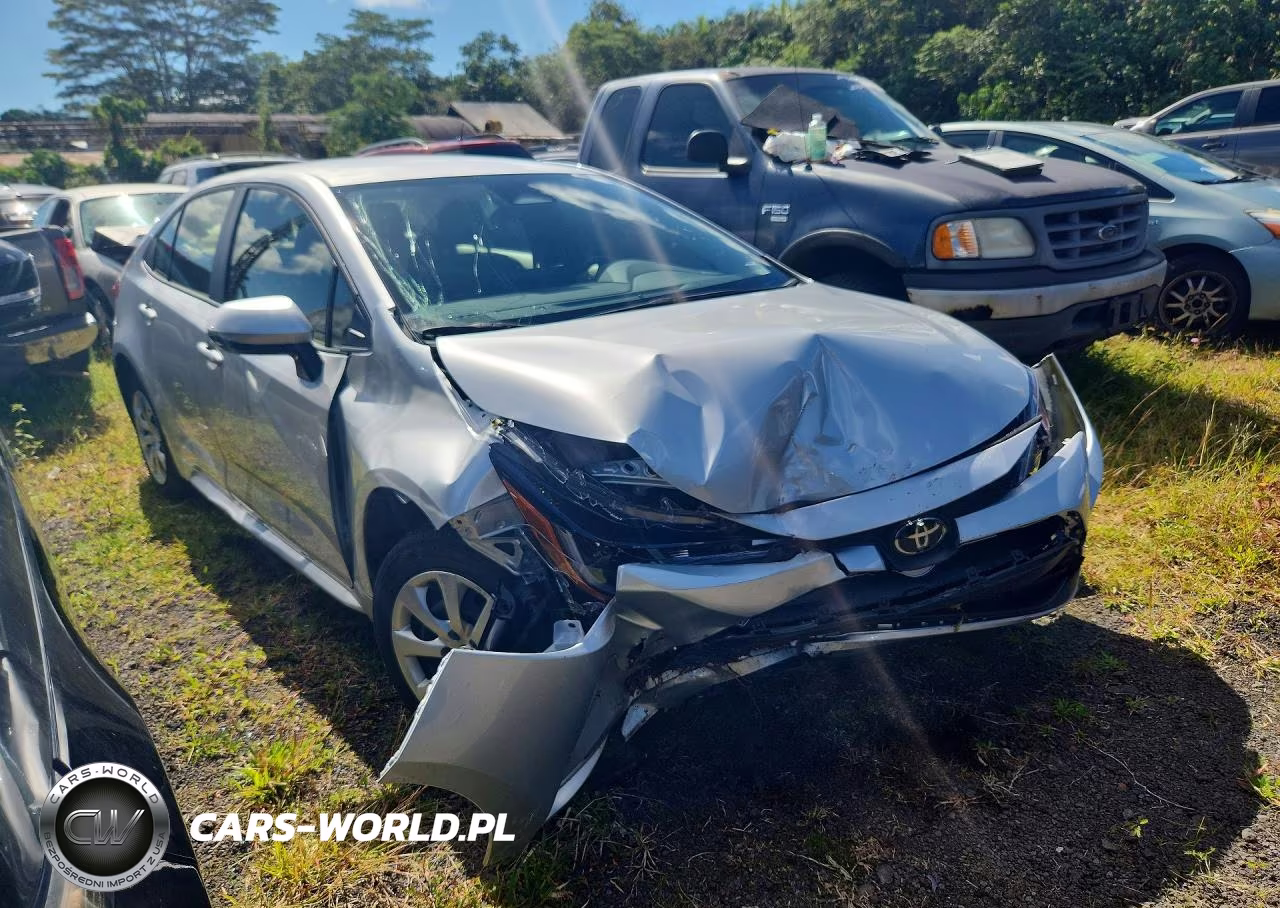 2026 Toyota Corolla Le VIN:JTDB4MEE1T3033682 - 4