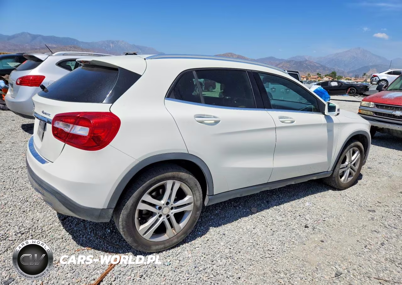 2017 Mercedes-Benz Gla 250 4Matic VIN:WDCTG4GB5HJ290923 - 3