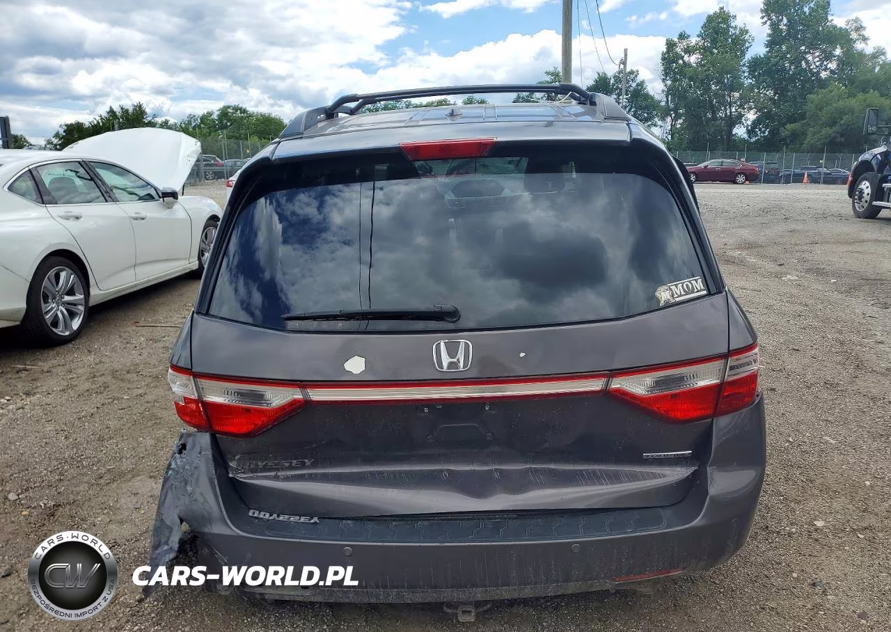 2011 Honda Odyssey Touring VIN:5FNRL5H9XBB072858 - 6