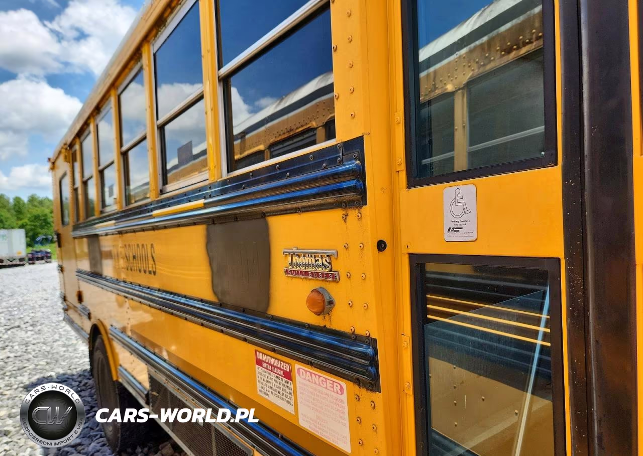 2005 Freigliner Chassis Fs VIN:4UZAAXDC85CN36162 - 9