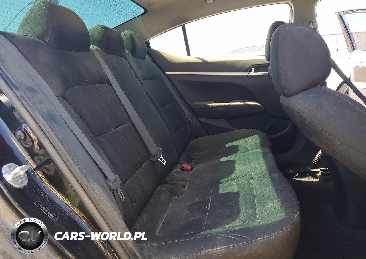 2019 Hyundai Elantra Se VIN:5NPD74LF8KH417568 - 10