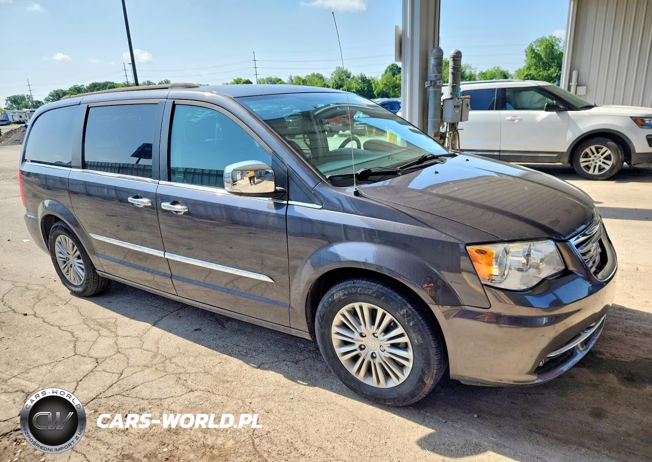 2016 Chrysler Town & Country Touring L VIN:2C4RC1CG3GR105337 - 4