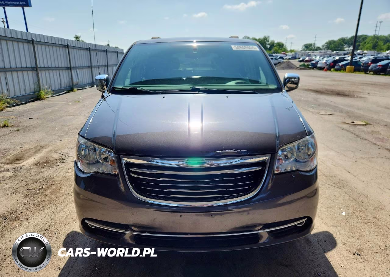 2016 Chrysler Town & Country Touring L VIN:2C4RC1CG3GR105337 - 5