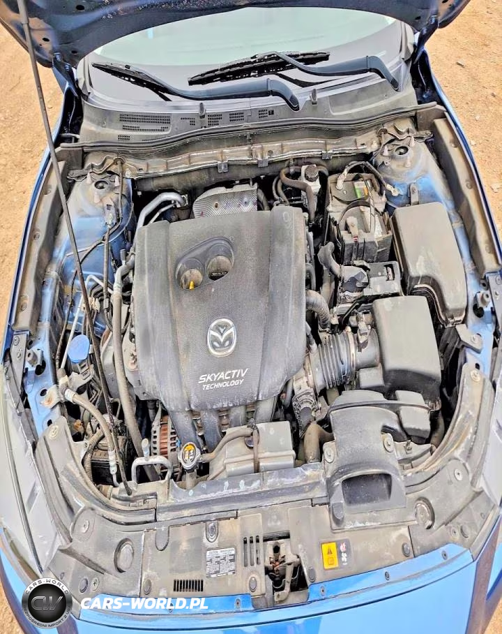 2018 Mazda 3 Touring VIN:3MZBN1L35JM254840 - 11