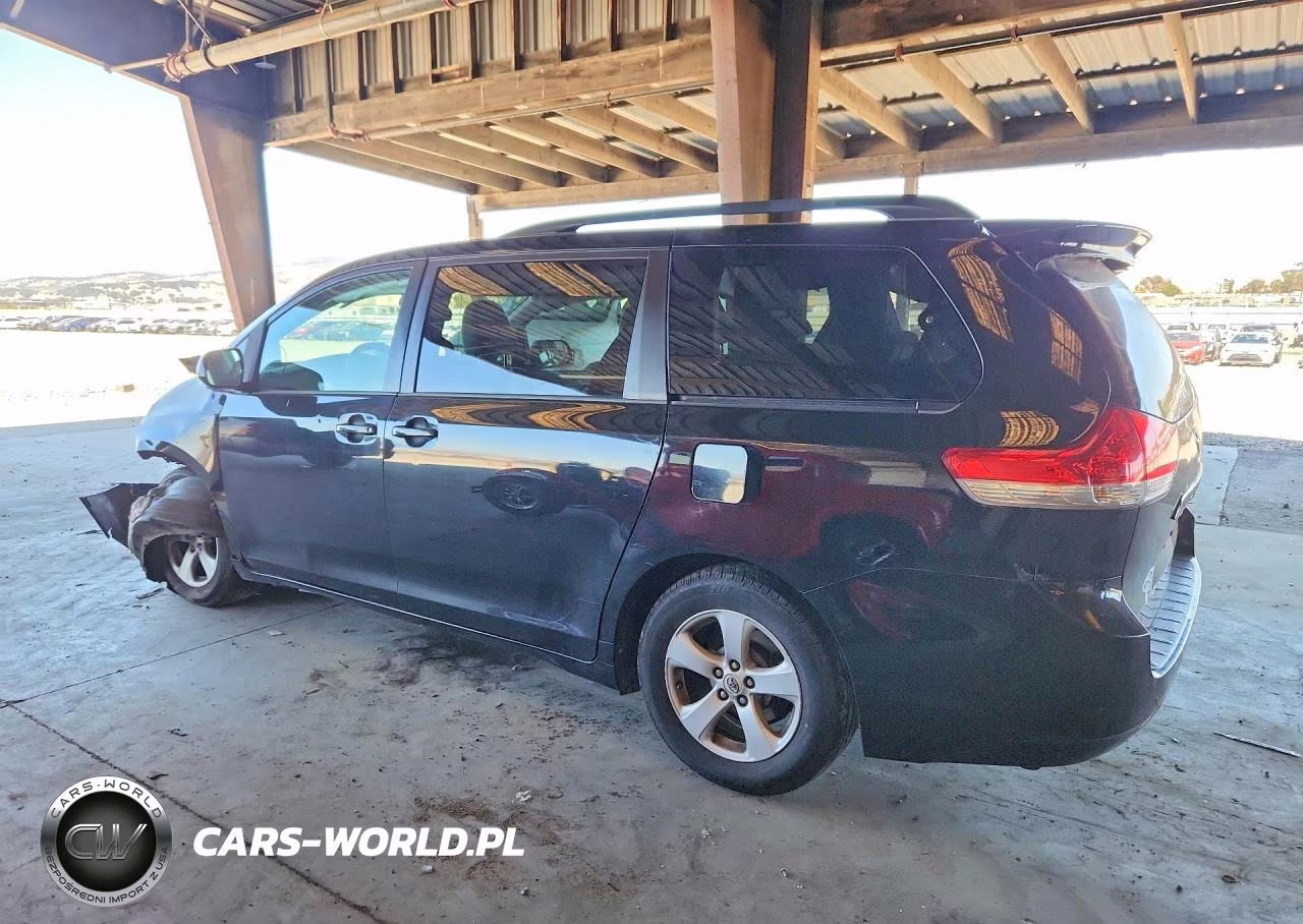 2012 Toyota Sienna Le VIN:5TDKK3DC0CS278469 - 2